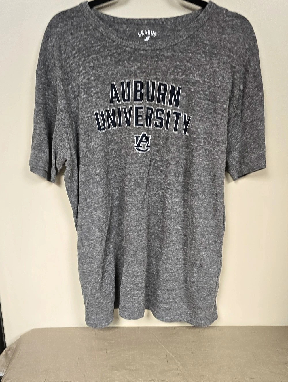 League Auburn University Victory Falls Tri-Blend T-Shirt Gray XL